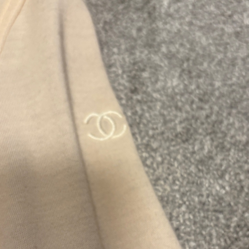 CHANEL Ivory Biker Jacket with Zipper Accents - Picture 8 of 15